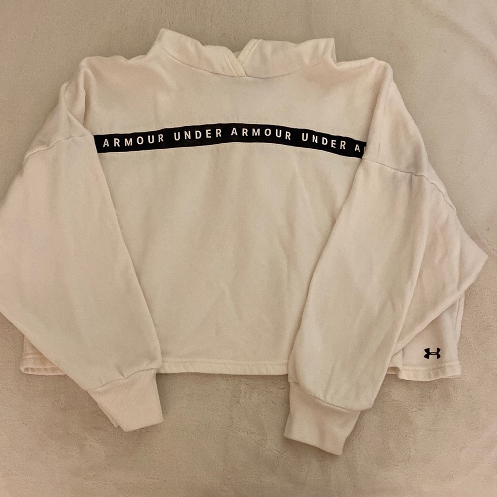 Under Armour Cropped White Sweatshirt
